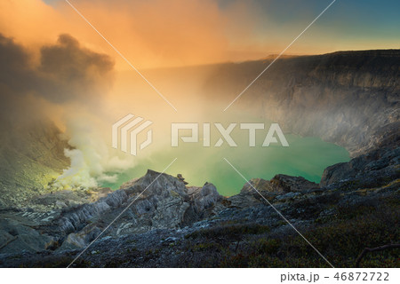 Landscape of Kawah Ijen crater Indonesia Landscape of Kawah Ijen crater Indonesia 46872722