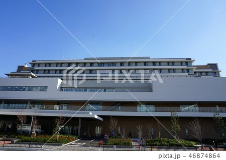 大阪 移転した市立吹田市民病院(正面) 大阪 移転した市立吹田市民病院(正面) 46874864
