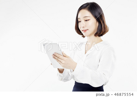 ビジネス ビジネスウーマン アイパッド 46875554