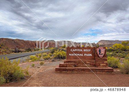 Entrance sign of Capitol Reef National park, Utah 46878948