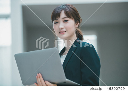 young woman young woman 46890799