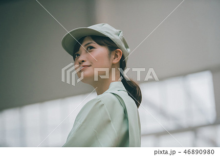 young woman young woman 46890980