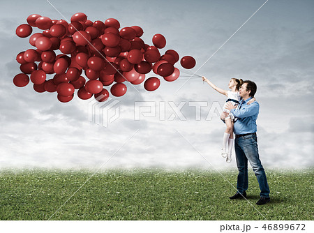 Happy family 46899672
