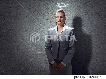 Praying businesswoman 46900546