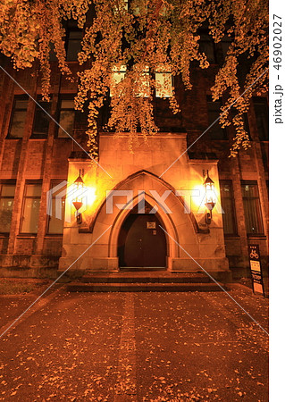 東京大学本郷キャンパスの紅葉 46902027