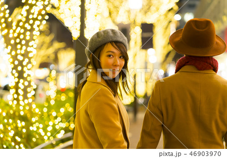 東京クリスマス イメージ・カップル・表参道 クリスマスイルミネーション 東京クリスマス イメージ・カップル・表参道 クリスマスイルミネーション 46903970