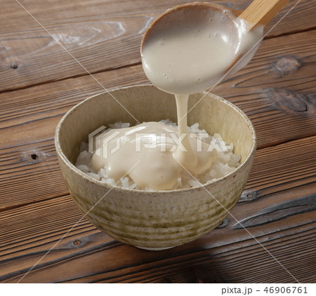 とろろご飯 46906761