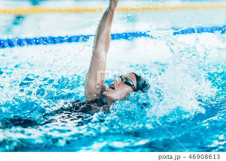 swimmer in the pool 46908613