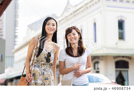 若い女性 46908734