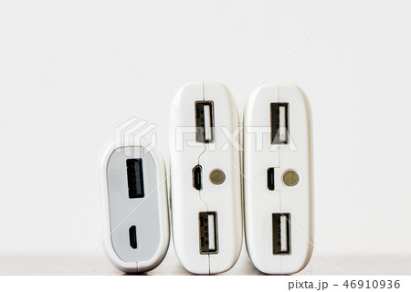 モバイルバッテリー モバイルバッテリー 46910936
