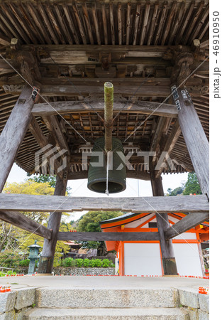 勝尾寺 鐘楼 (大阪府箕面市) ※2017年4月撮影 勝尾寺 鐘楼 (大阪府箕面市) ※2017年4月撮影 46910950