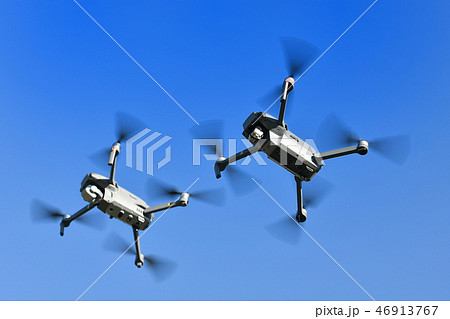 二機のドローン 二機のドローン 46913767