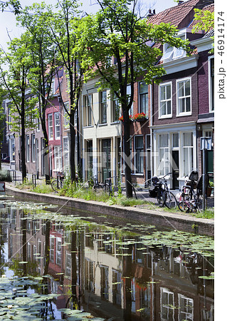 Canal and houses in Delft 46914174