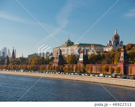 Sunny summer day moscow river bay kremlin . Sunny summer day moscow river bay kremlin . 46922513