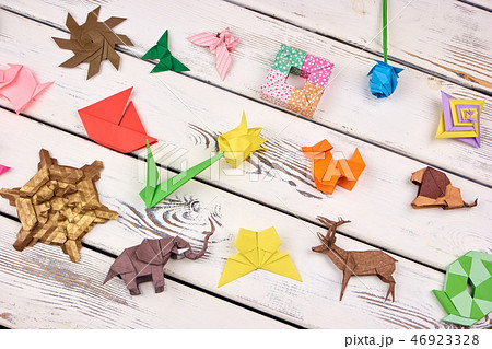 Amazing origami crafts Amazing origami crafts 46923328