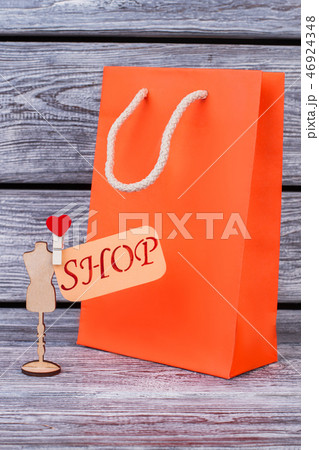 Gif bag and card with inscription shop. 46924348
