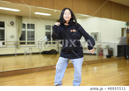 HIPHOPダンスの練習風景 46935511