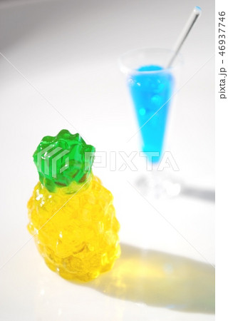 ブルーハワイとパイナップルのグミ ブルーハワイとパイナップルのグミ 46937746