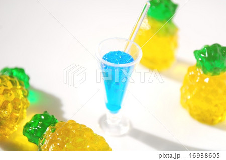 ブルーハワイとパイナップルのグミ ブルーハワイとパイナップルのグミ 46938605