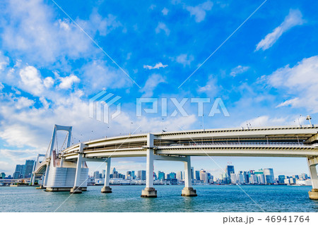 お台場 レインボーブリッジ 台場公園からの景色 お台場 レインボーブリッジ 台場公園からの景色 46941764