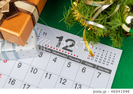 カレンダー 12月 イメージ クリスマス カレンダー 12月 イメージ クリスマス 46941996