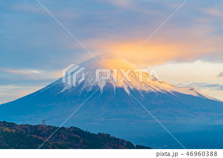 日の出の富士山 朝日 富士川PA 日の出の富士山 朝日 富士川PA 46960388