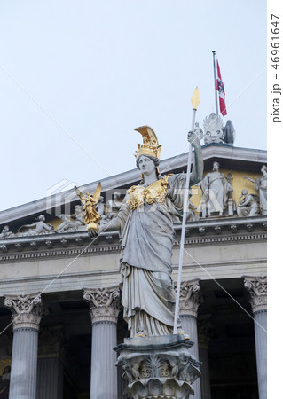 ウィーン　アテネ像 46961647