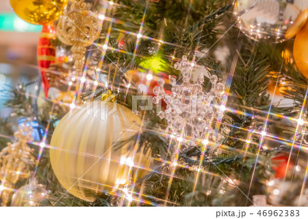 クリスマスイメージ ツリー 12月 冬 ウインター クリスマスイメージ ツリー 12月 冬 ウインター 46962383