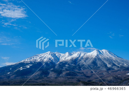 御岳山の冠雪 久藏峠からの眺め 御岳山の冠雪 久藏峠からの眺め 46966365