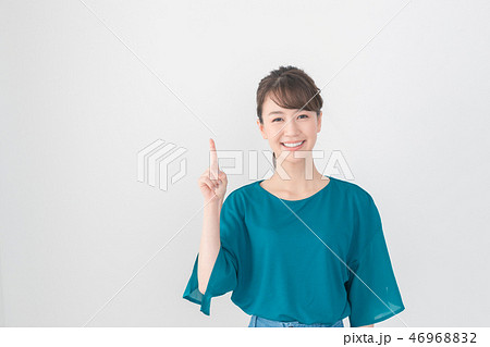young woman young woman 46968832