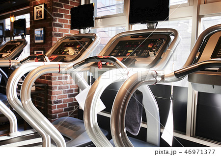 フィットネスジム 46971377