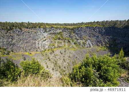 Puhimau Crater,Island of Hawaii 46971911