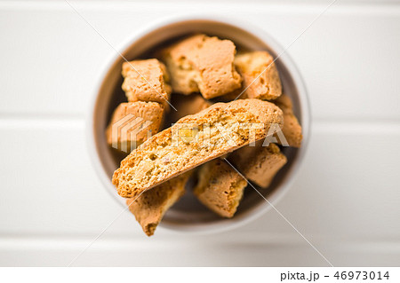 Sweet cantuccini biscuits. 46973014
