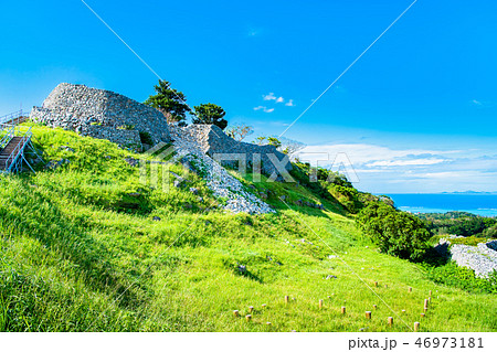 沖縄 今帰仁城跡 志慶真門郭から見る城壁 46973181