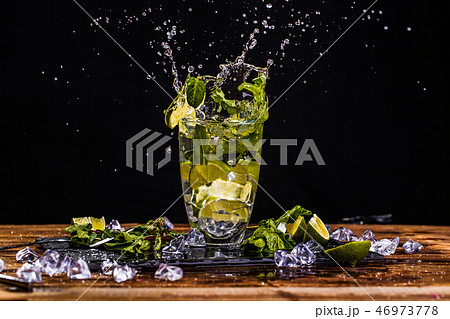 Image of glass with mojito 46973778