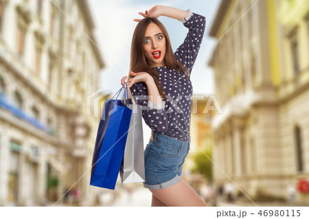 Model wearing shorts with bags 46980115