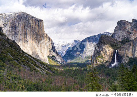 Yosemite national Park 46980197