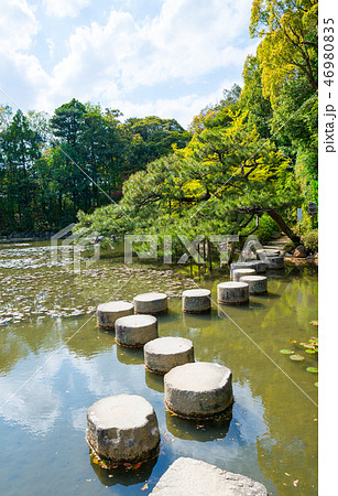 平安神宮神苑 臥龍橋 がりゅうきょう （京都府京都市左京区） 2017年4月 46980835
