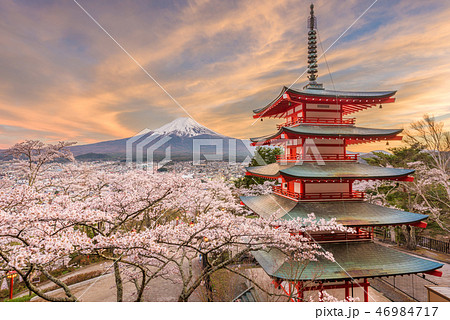 Fujiyoshida, Japan view of Mt. Fuji and Pagoda 46984717