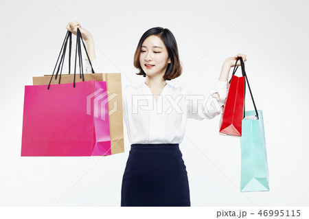 ショッピング 買い物 ショッピングバッグ 46995115