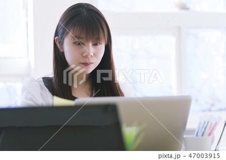 ビジネスイメージ 47003915