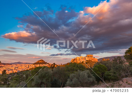 Acropolis Hill and Parthenon in Athens, Greece Acropolis Hill and Parthenon in Athens, Greece 47005235