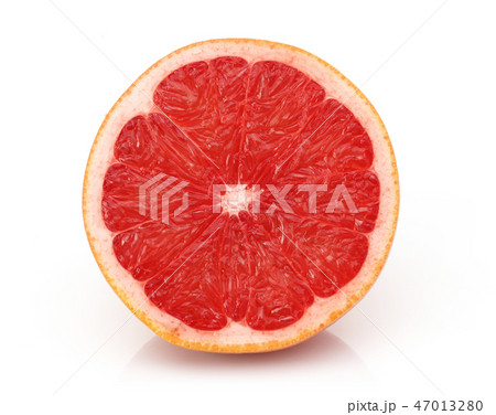 Fresh half grapefruit on white background 47013280