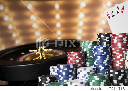 Poker Chips, Roulette wheel in motion, casino  47014518