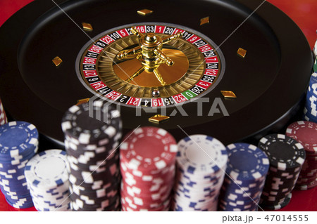 Poker Chips, Casino roulette wheel 47014555