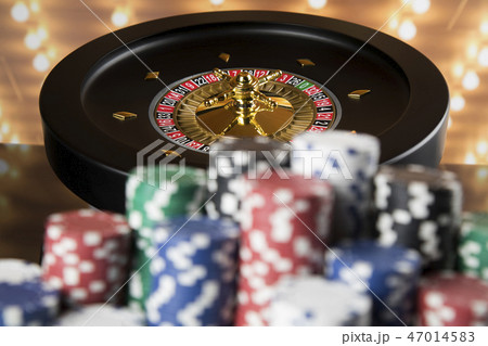 Poker Chips, Casino roulette wheel 47014583