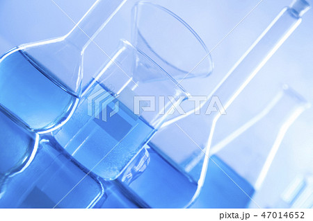 Laboratory equipment, lots of glass filled Laboratory equipment, lots of glass filled 47014652