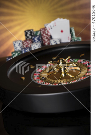 Poker Chips, Casino roulette wheel 47015046