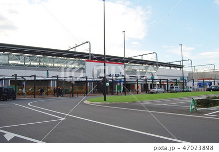 近鉄東花園駅北側ロータリー 47023898