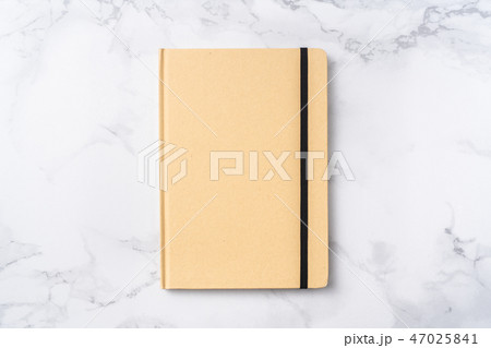 Top view of kraft paper notebook Top view of kraft paper notebook 47025841